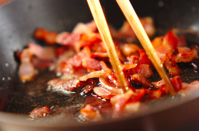 白菜とカリカリベーコンのサラダの作り方の手順3