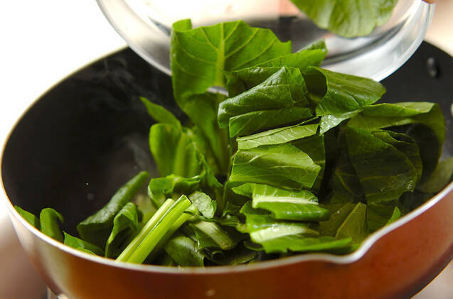 豚と野菜のショウガ炒めの作り方の手順2