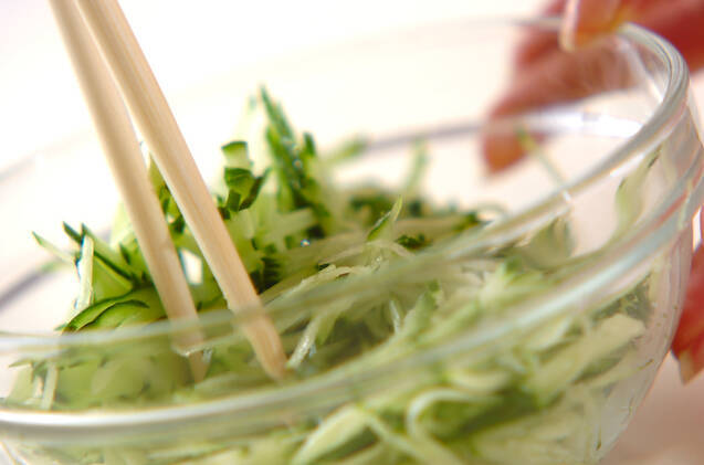 キュウリのジャコ和えの作り方の手順1