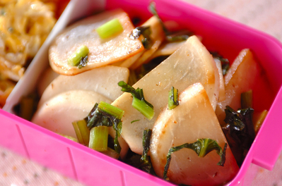 カブの炒め物 副菜 レシピ 作り方 E レシピ 料理のプロが作る簡単レシピ