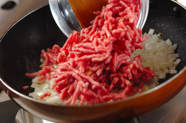 タケノコとひき肉のデミグラス風味炒めの作り方の手順2