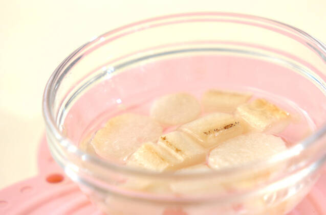 豆腐と麩のお吸い物の作り方の手順2