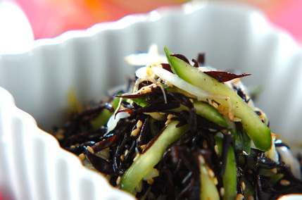 モヤシとヒジキのヘルシーサラダ