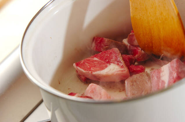 スパイシー！ラム肉のトマト煮込みの作り方の手順4