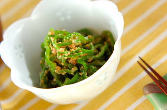 ピーマンのゴマ和え