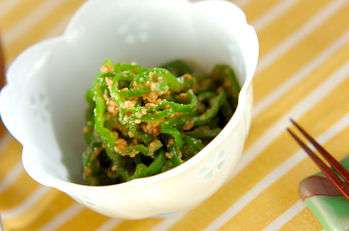 ピーマンのゴマ和え