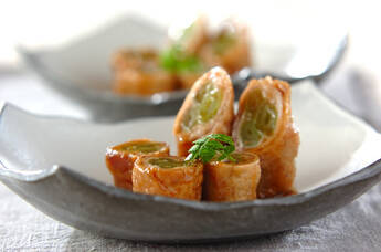 フキの豚肉巻き炒め煮