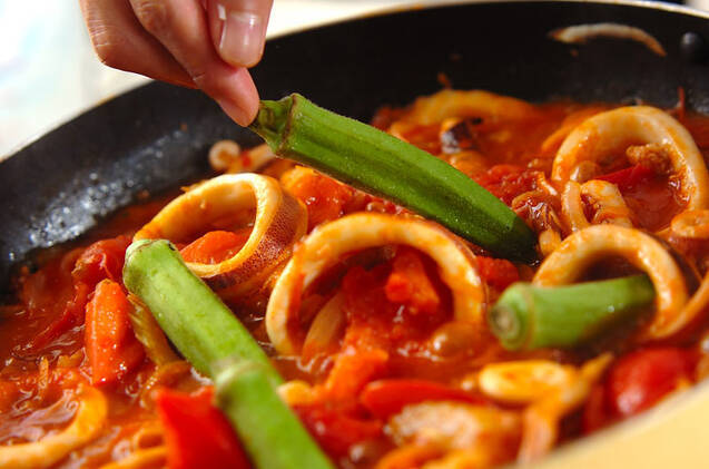カレー風味のイカとトマトのサッと煮の作り方の手順7