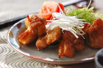 鶏もも肉のカリッと揚げ