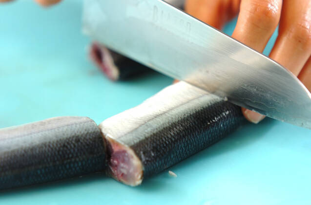 サンマと大根の煮物の作り方の手順1