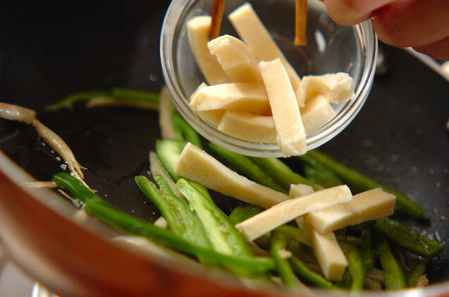 ピーマンと高野豆腐の中華炒めの作り方の手順3