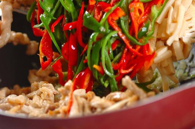 豚肉とピーマンの炒め物の作り方の手順8