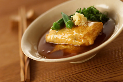 湯葉包み揚げあんかけで