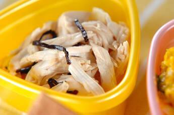 ささ身の塩昆布和え