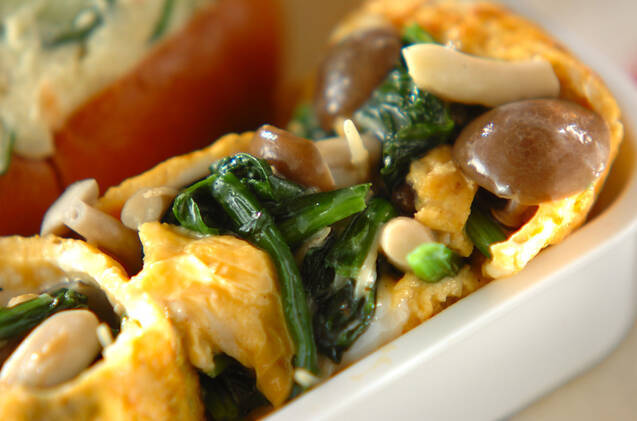 キノコクリームオムレツ