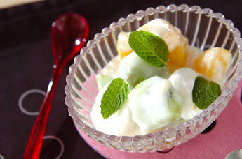 マシュマロフルーツヨーグルト