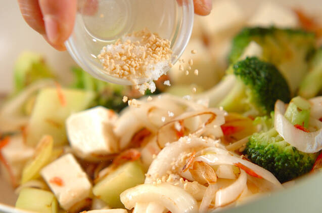 ブロッコリーの塩炒めの作り方の手順6