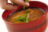 ゴボウとソーセージのみそ汁の作り方4