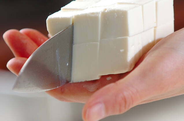 豆腐のお吸い物の作り方の手順1