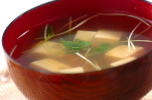 ５豆腐のお吸い物