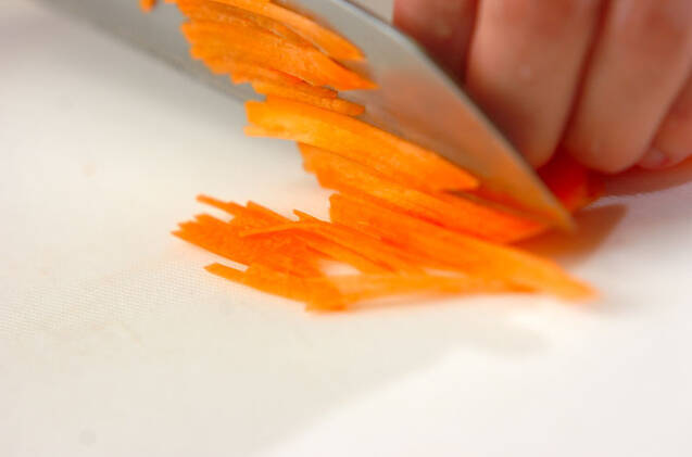 作り置きニンジンサラダの作り方の手順1