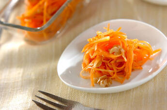 作り置きニンジンサラダ