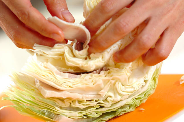 キャベツとゆで豚の塩煮の作り方の手順3