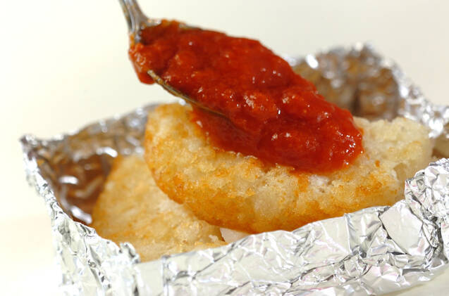 ハッシュドポテトのトマトチーズ焼きの作り方の手順1