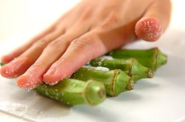 オクラのねばり素麺の作り方の手順1