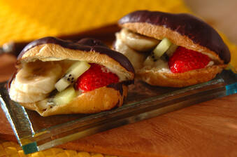 フルーツエクレア