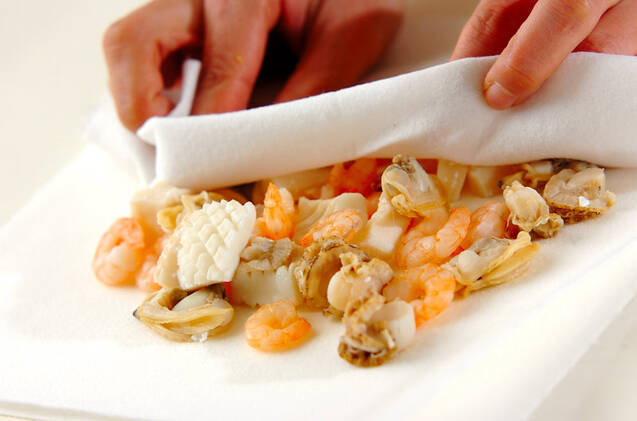 シーフードのレモン風味マリネの作り方の手順2