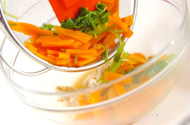 ニンジンのカラシ和えの作り方の手順5