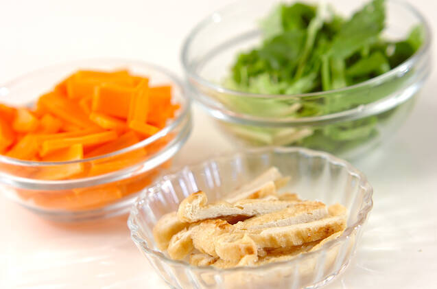 ニンジンのカラシ和えの作り方の手順1