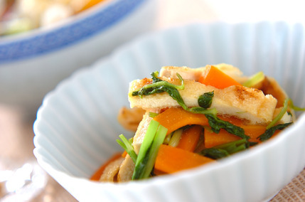 ニンジンのカラシ和え