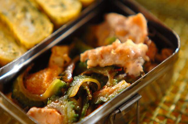 豚肉とゴーヤの炒め物