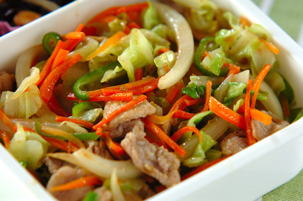 カレー風味の野菜炒め