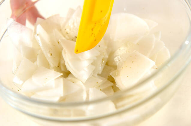 大根のジェノバサラダの作り方の手順3