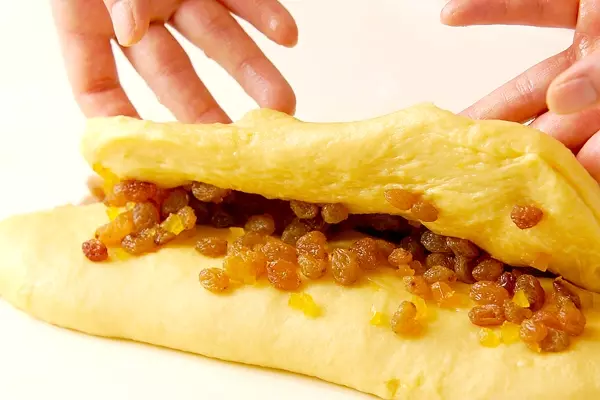 基本のパネトーネ ドライイーストで本格簡単 クリスマスを祝うの作り方3