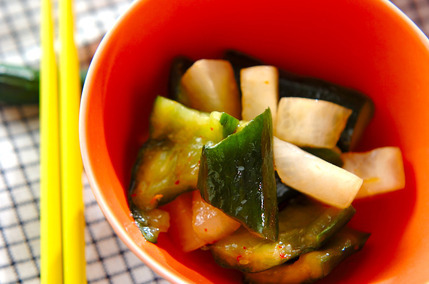 たたきキュウリのピリ辛漬け