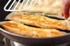 鮭とポテトの焼き春巻きの作り方の手順6