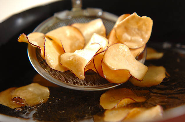 バター風味のおさつチップの作り方の手順3