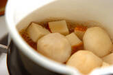 里芋とカマボコの煮物の作り方2