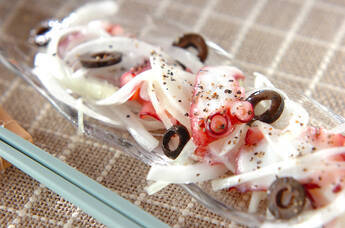 簡単新玉ネギとタコのマリネ