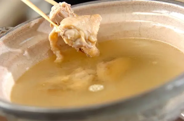 鶏の水炊きの作り方1