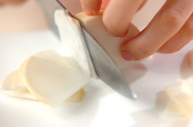 カブとキムチの和え物の作り方の手順1