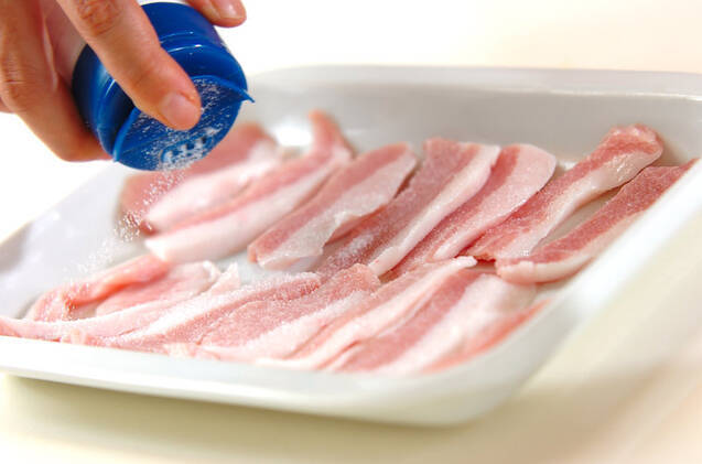 豚トロのペペロンチーニの作り方の手順1