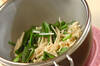 エノキとニラの梅おかか和えの作り方の手順4