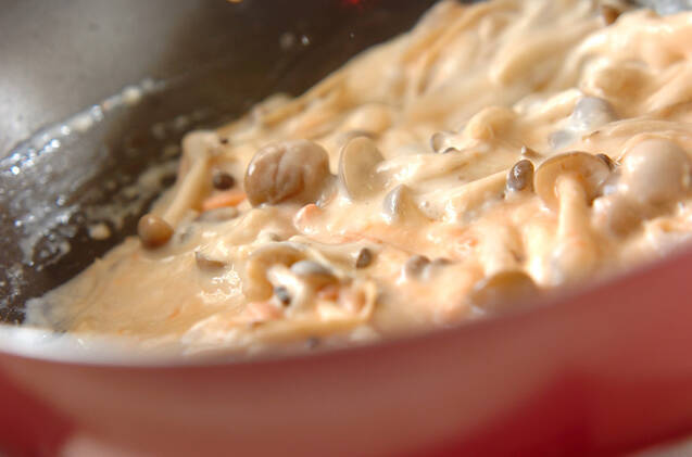 塩辛クリームパスタの作り方の手順6
