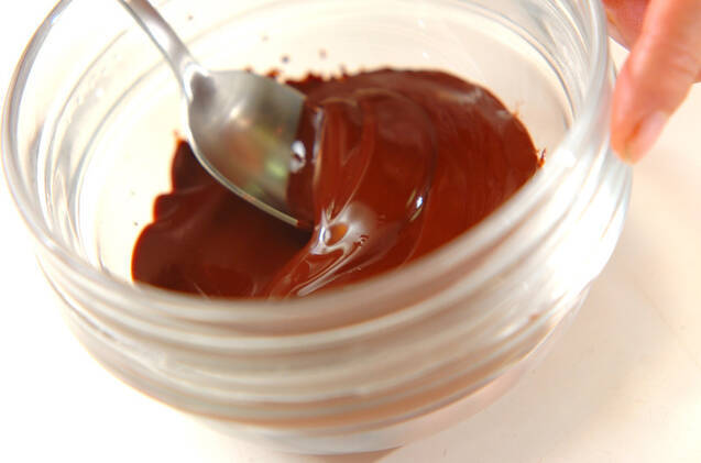 ホットチョコソースがけバニラアイスの作り方の手順2