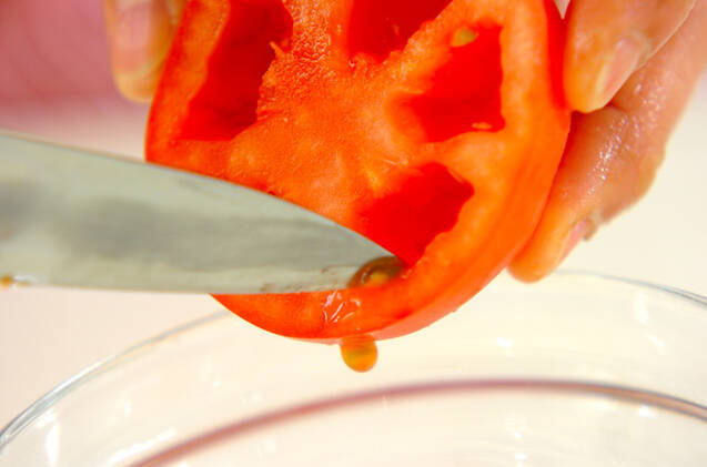 トマトのサッパリブルスケッタの作り方の手順1